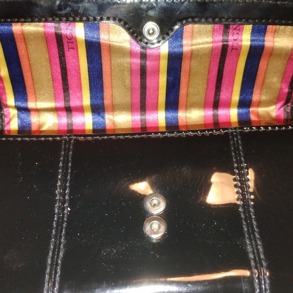 TIGNANELLO Black Patent Leather Woman's Wallet - Picture 4 of 8